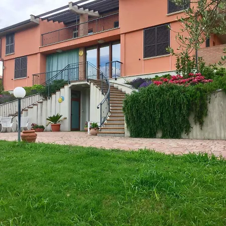 فندق مبيت وإفطار Sole Luna 3*