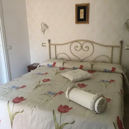 索莱露娜住宿加早餐酒店