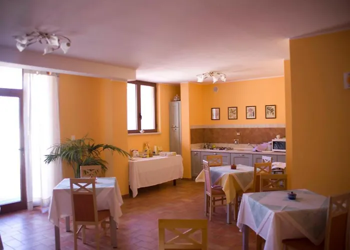 Bed & Breakfast Sole Luna 3*